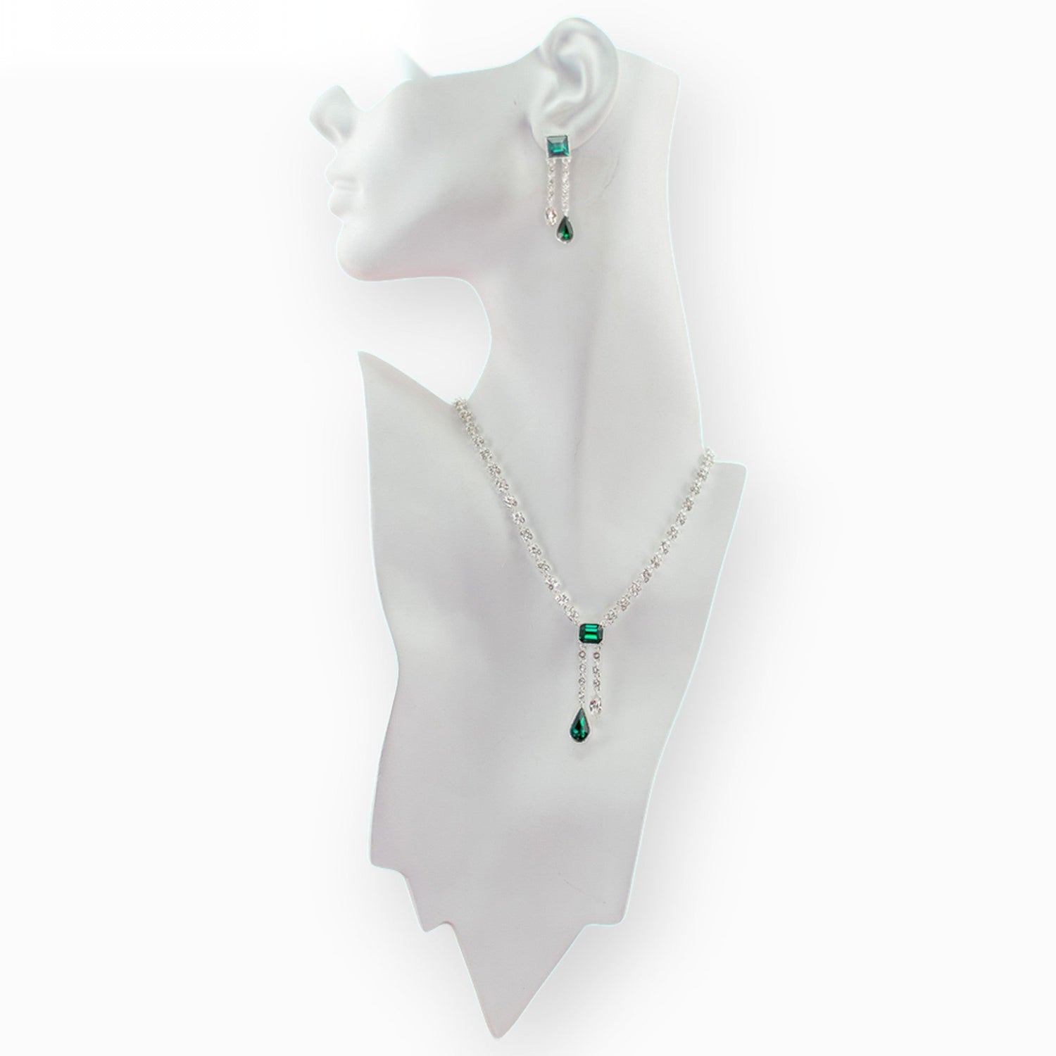 Emerald Durbar - Necklace on a white background (photo 2)