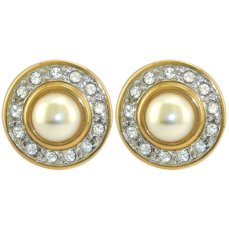 Queen Alexander Cluster Stud Earrings