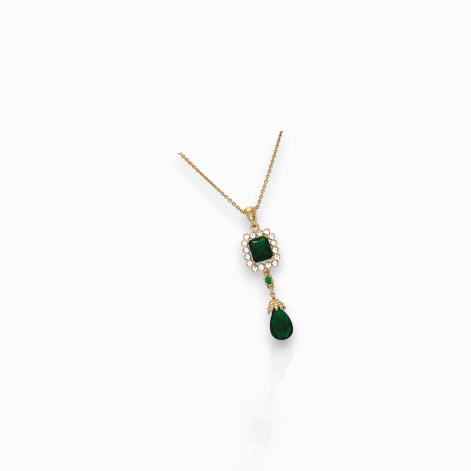 Grand Jewelled Vert - Pendant on a white background.
