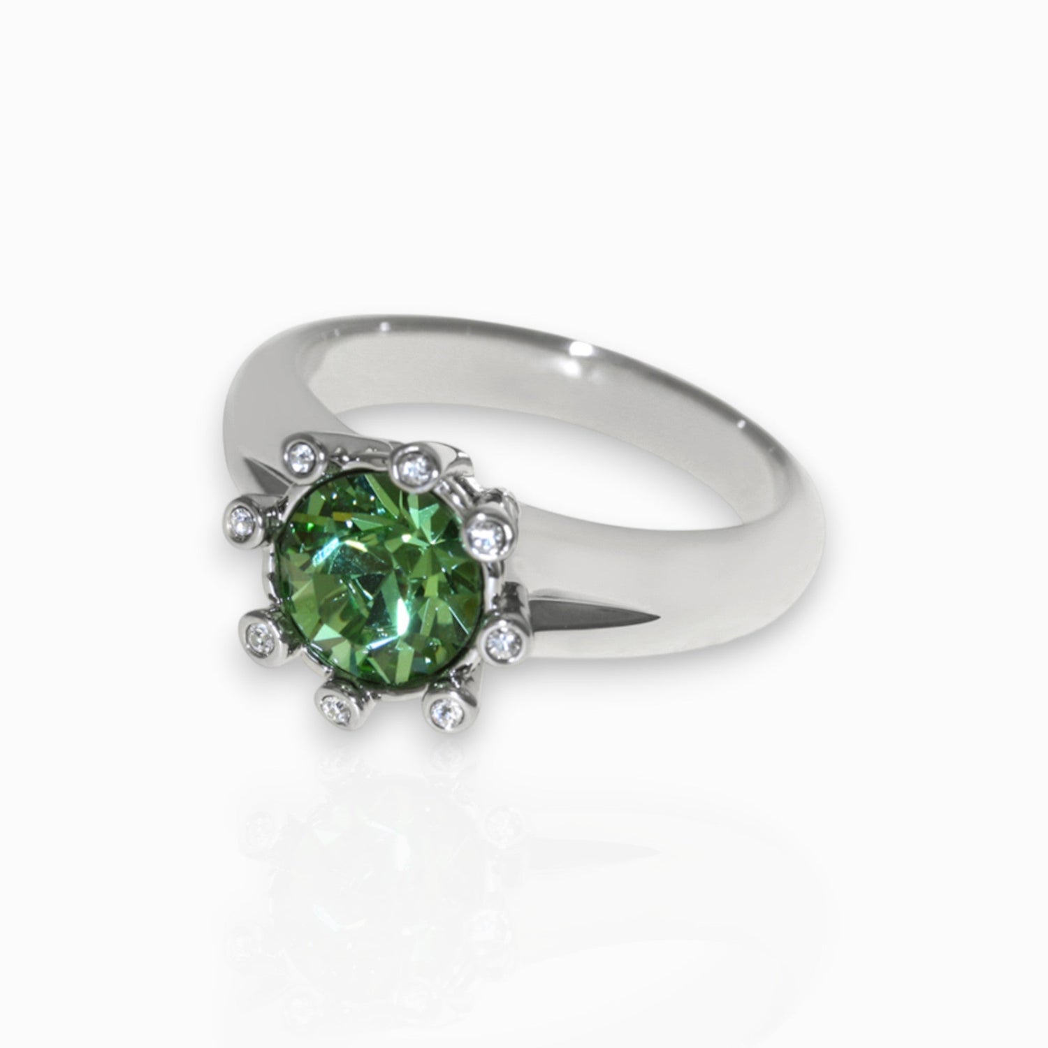 Emerald Eight-Star - Ring on a white background.