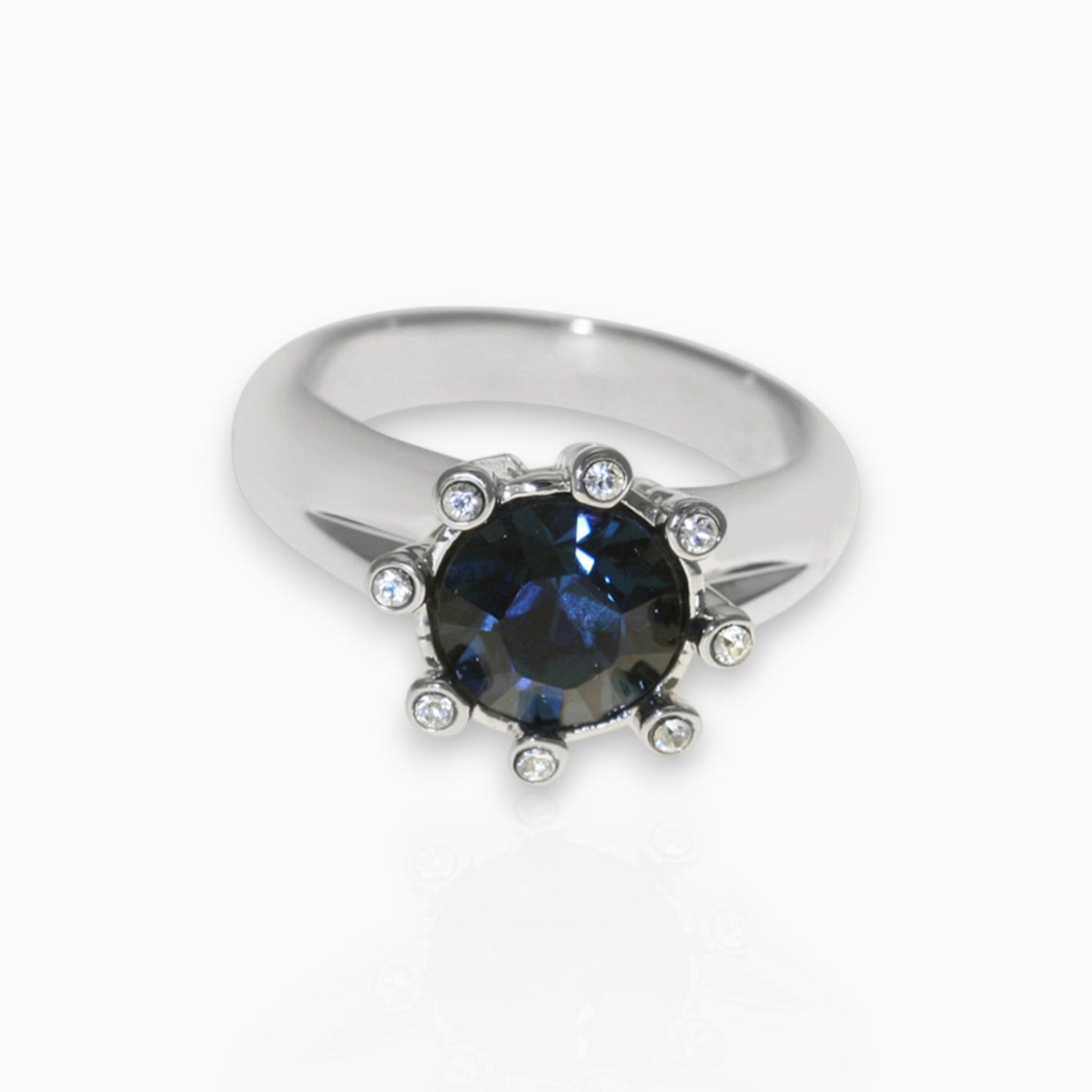 Sapphire Eight-Star - Ring on a white background.