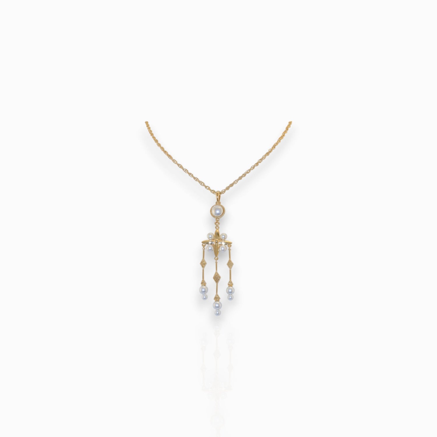 Flower Pearl - Pendant on a white background.