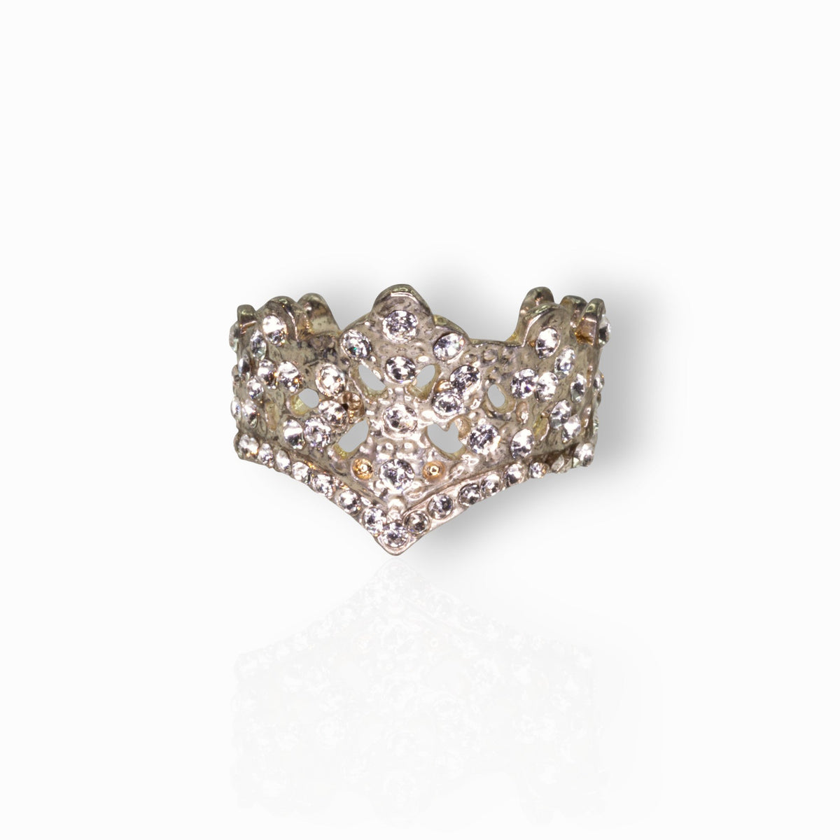 Decorative crown with crystals on a white background.