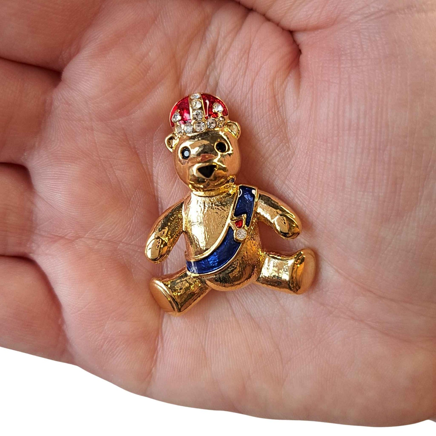 Prince Teddy Bear - Brooch on a white background (photo 3)
