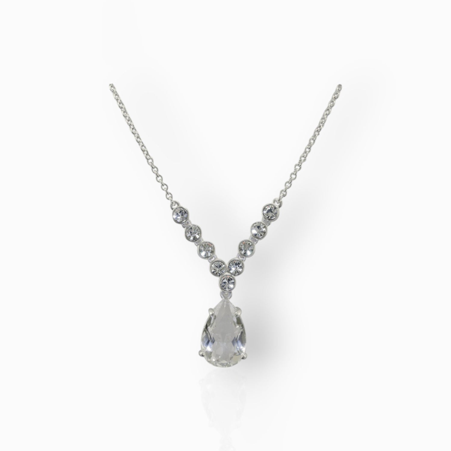 Queen Victoria's Collet Drop - Pendant on a white background.