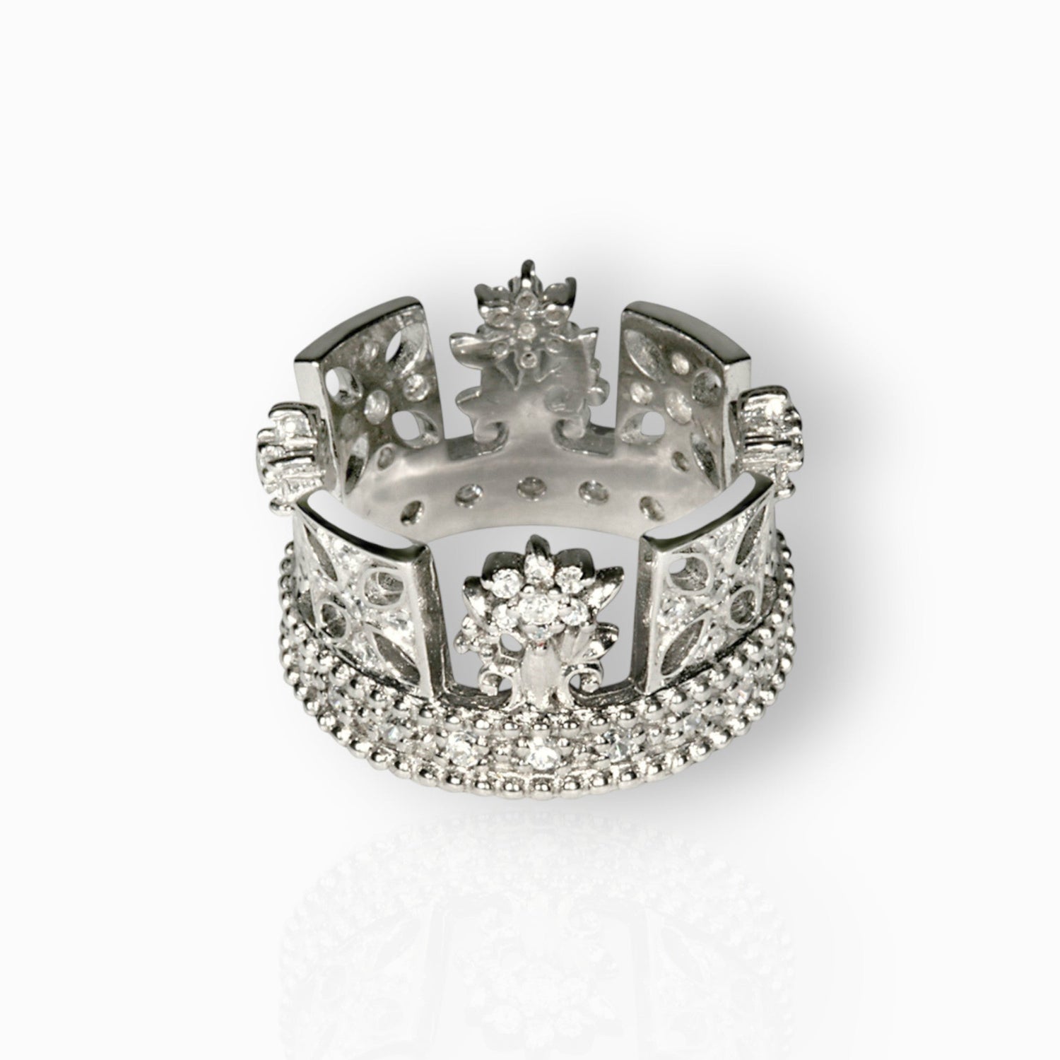 George IV Diadem Silver - Ring on a white background.