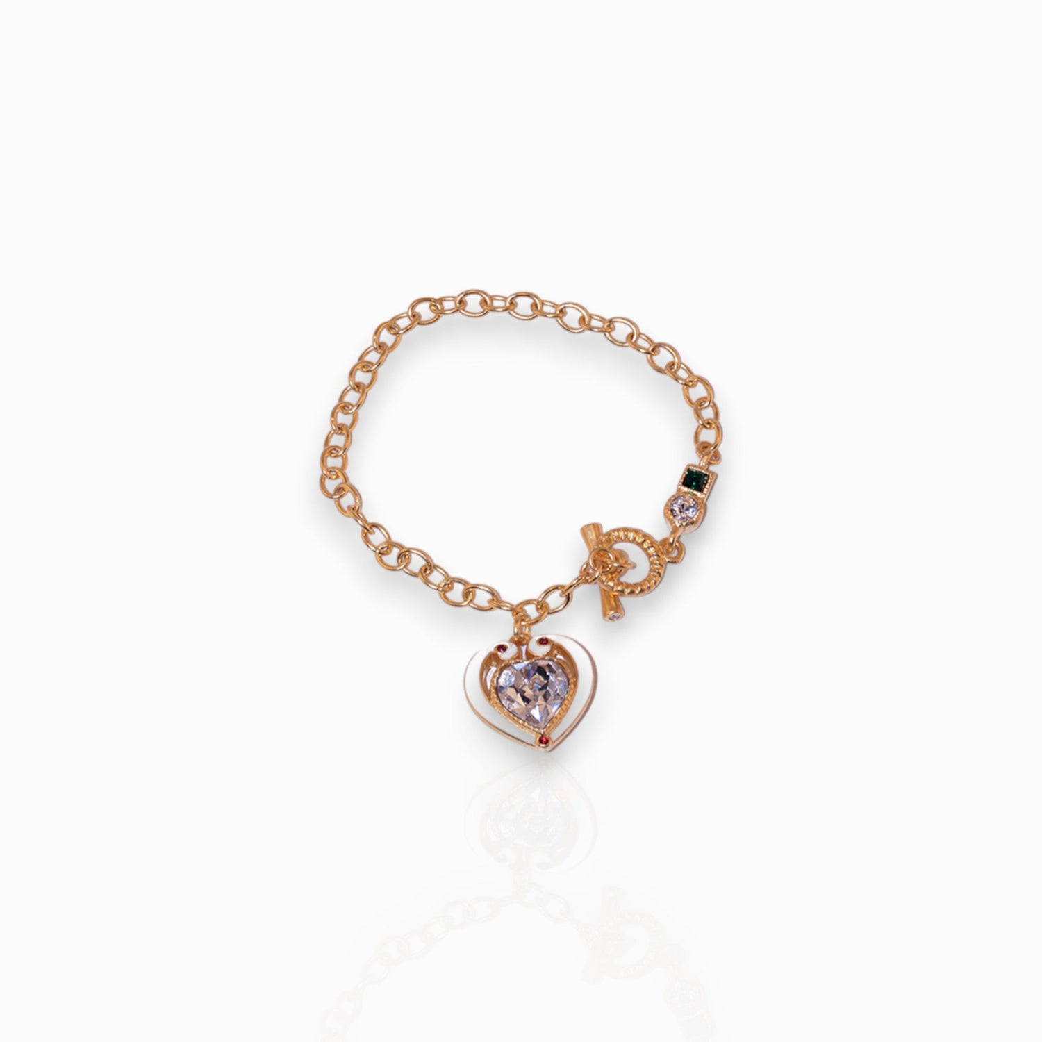 Cullinan I Heart - bracelet on a white background.