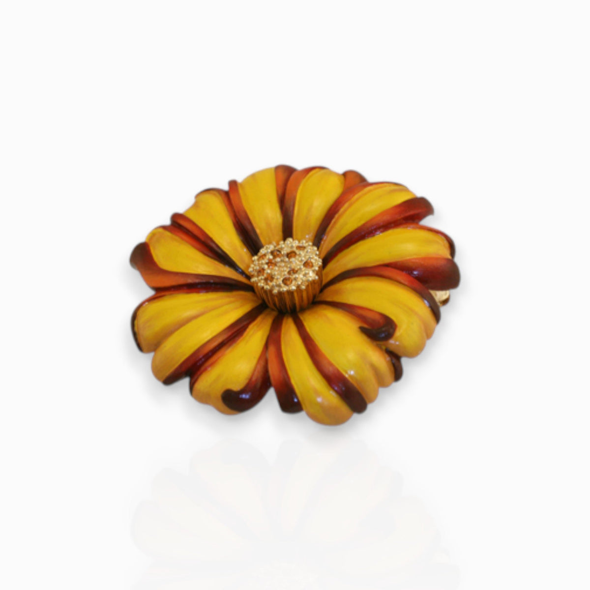 Marigold Large - Brooch on a white background.