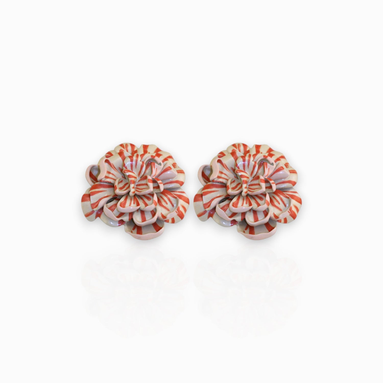 Carnation Large - Earrings on a white background.
